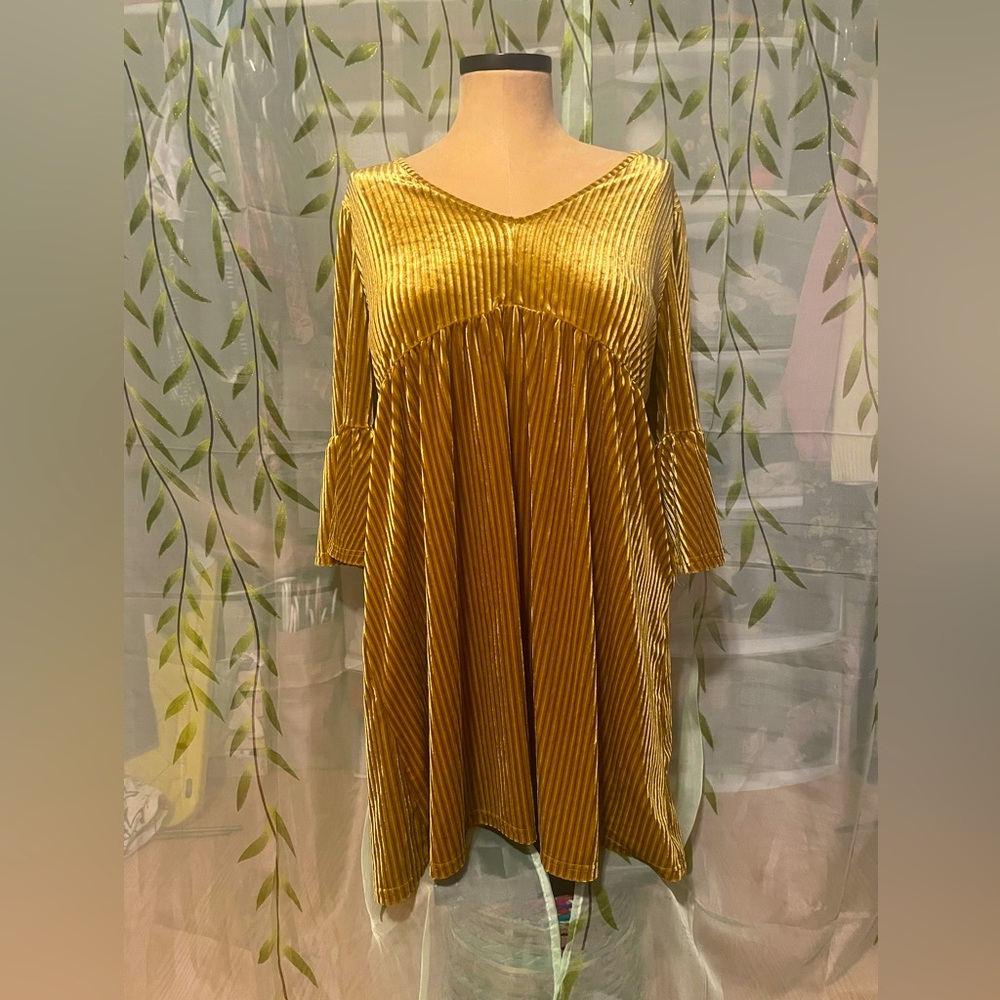 Velvet Gold dress